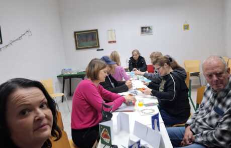 Izdelovanje voščilnic - Grosupeljska podružnica